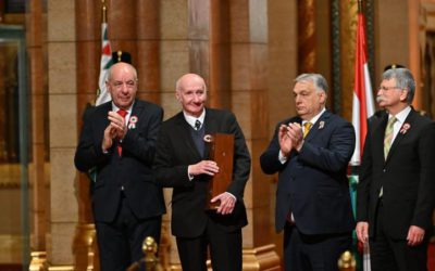 Széchenyi-díjat kapott Dr. Kukorelli István (Ph 70A)